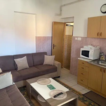 Lav Apartment Bihac